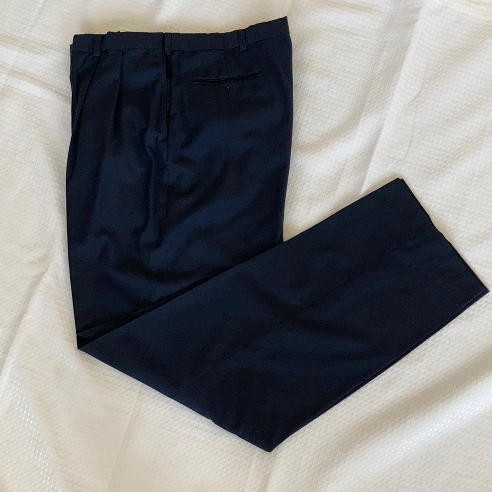 Roundtree & Yorke Tall Men’s dress pants